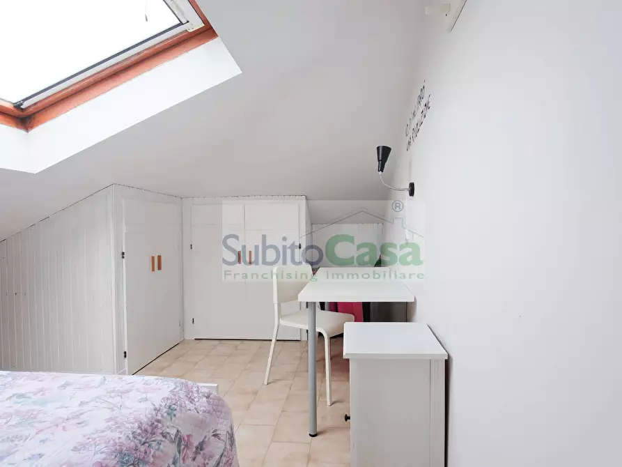 Immagine 16 di Attico in vendita  in Via Dei Peligni 30 a Chieti