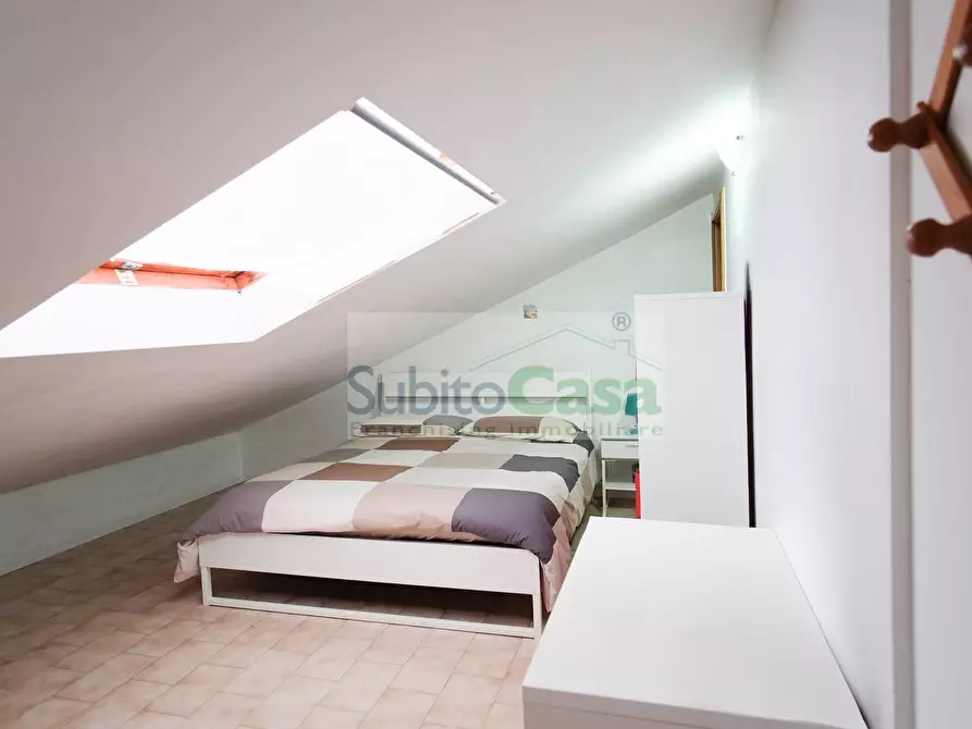 Immagine 22 di Attico in vendita  in Via Dei Peligni 30 a Chieti