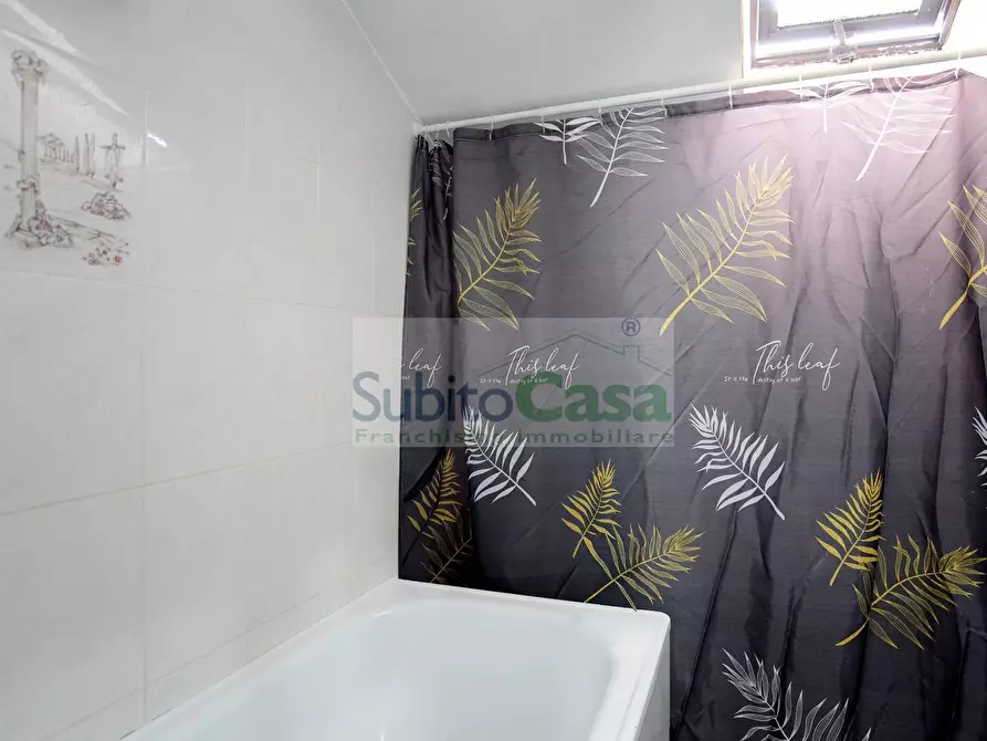 Immagine 25 di Attico in vendita  in Via Dei Peligni 30 a Chieti