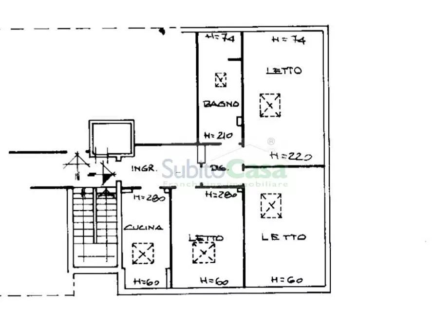 Immagine 40 di Attico in vendita  in Via Dei Peligni 30 a Chieti