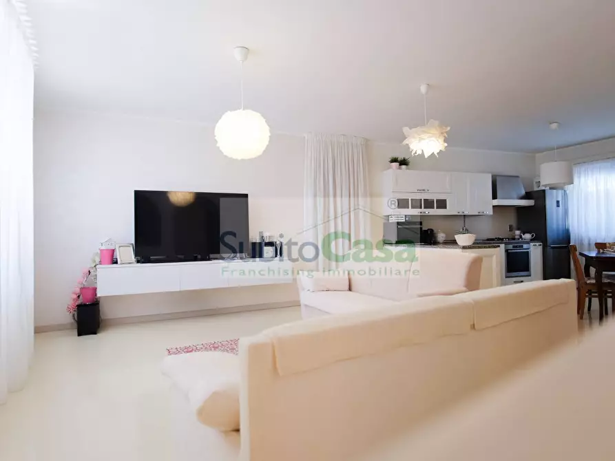 Immagine 12 di Casa indipendente in vendita  in Via Beniamino Costantini 15 a Chieti