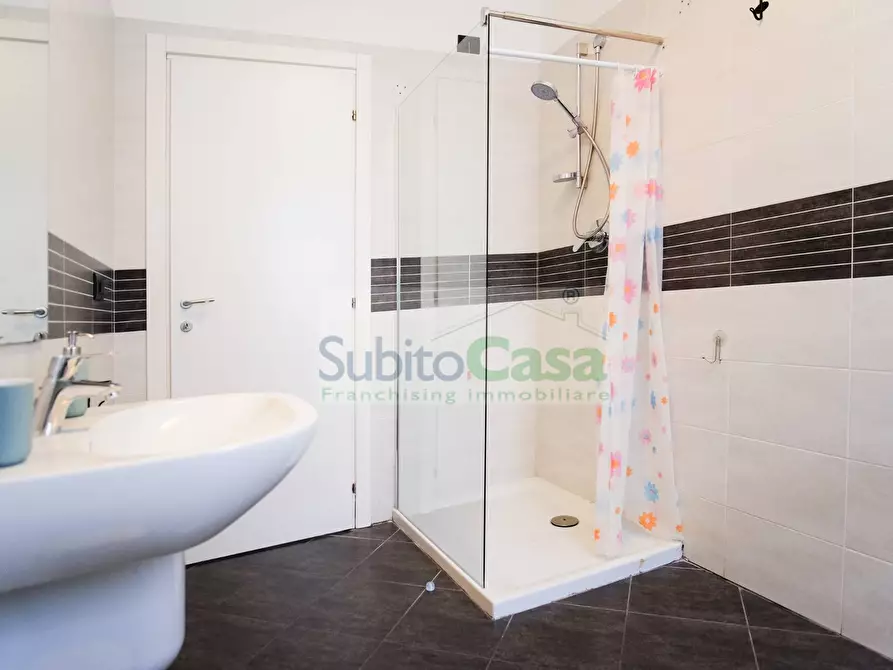 Immagine 35 di Casa semindipendente in affitto  in Via Montenerodomo 25 a Chieti