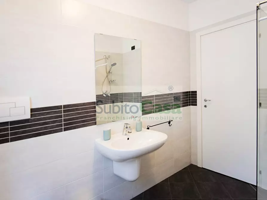 Immagine 36 di Casa semindipendente in affitto  in Via Montenerodomo 25 a Chieti