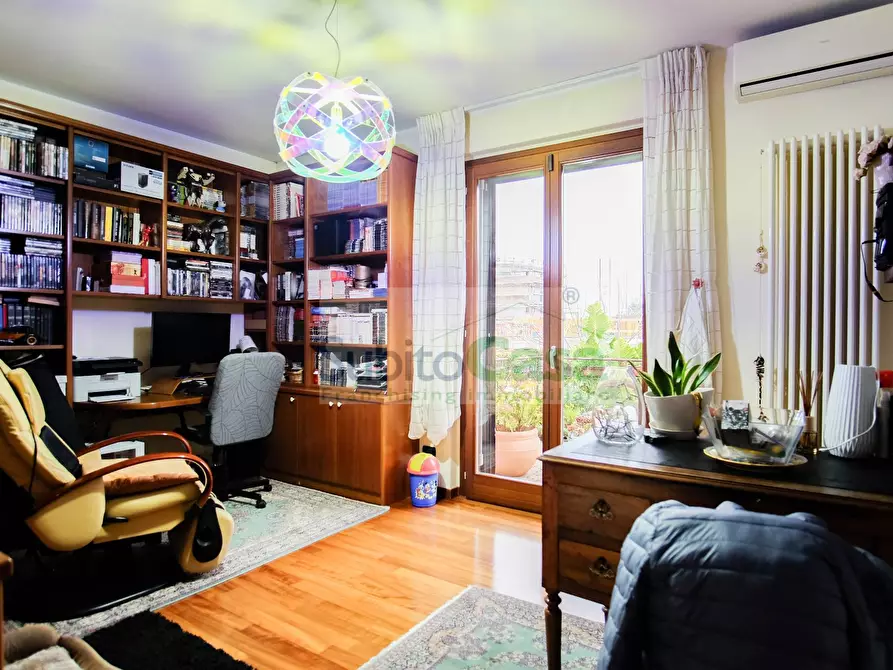 Immagine 15 di Villa in vendita  in Via Bellini a Chieti