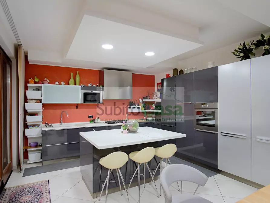 Immagine 10 di Villa in vendita  in Via Bellini a Chieti