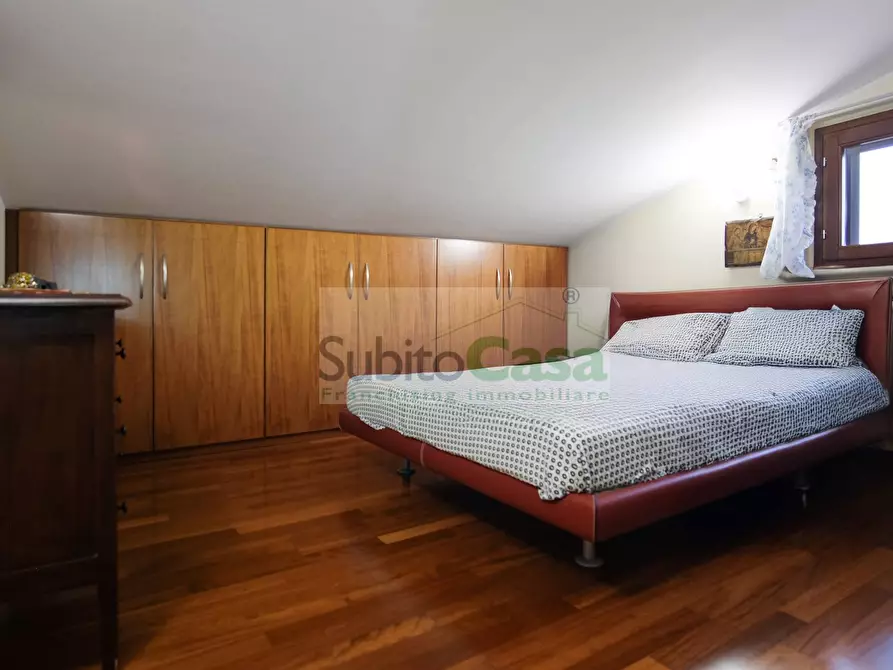 Immagine 22 di Villa in vendita  in Via Bellini a Chieti