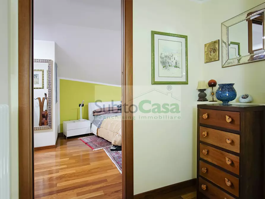 Immagine 24 di Villa in vendita  in Via Bellini a Chieti