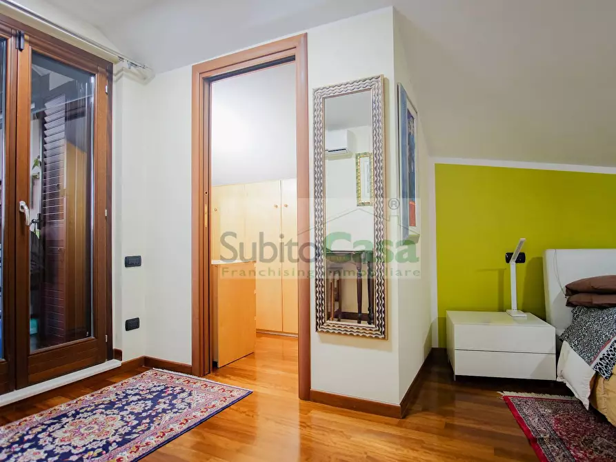 Immagine 26 di Villa in vendita  in Via Bellini a Chieti