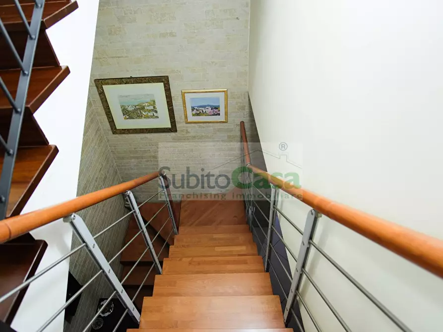 Immagine 31 di Villa in vendita  in Via Bellini a Chieti