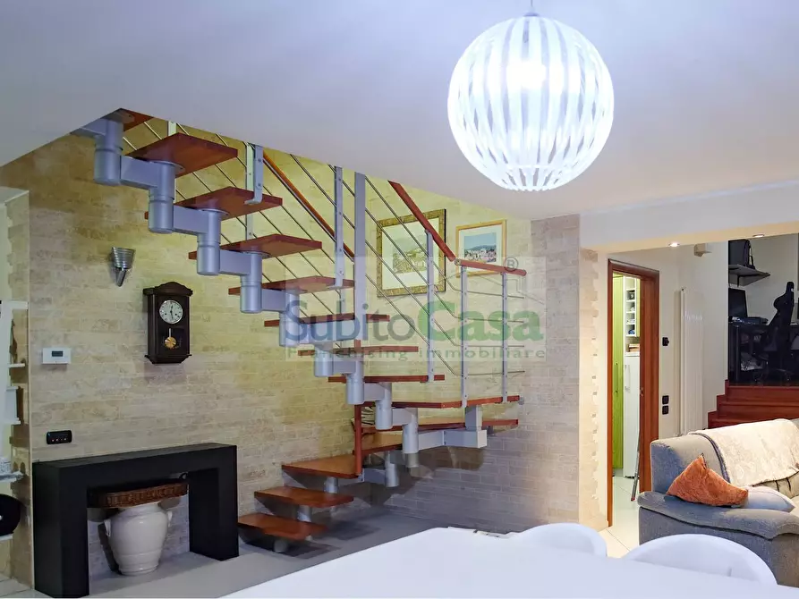 Immagine 33 di Villa in vendita  in Via Bellini a Chieti