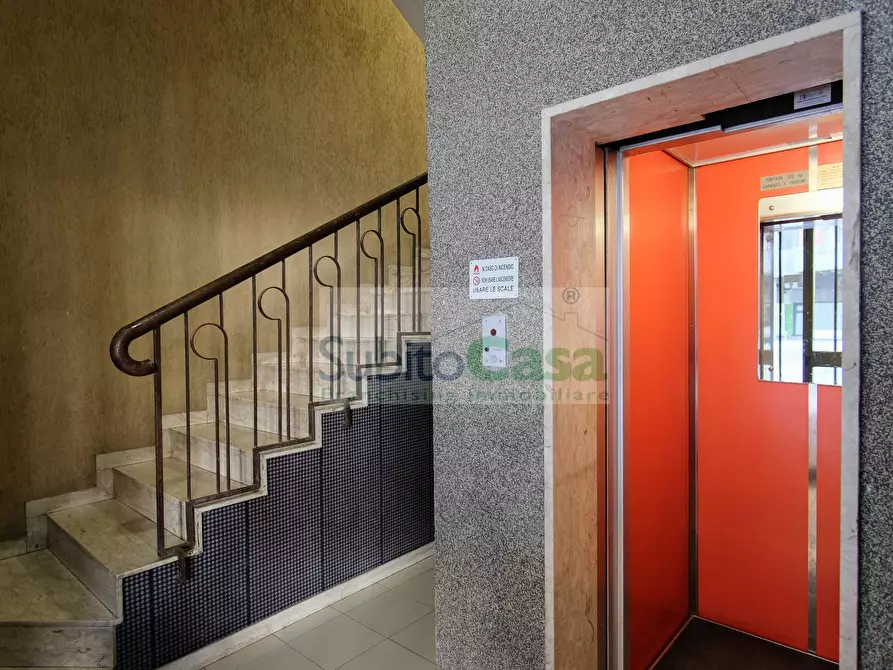 Immagine 26 di Appartamento in vendita  in Viale Alcione 135 a Francavilla Al Mare