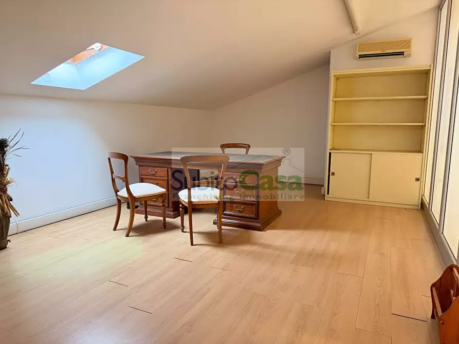 Immagine 1 di Ufficio in affitto  in via mare adriatico 82 a Spoltore