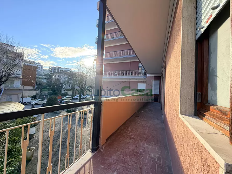 Immagine 17 di Appartamento in affitto  in via bellini 8 a Chieti