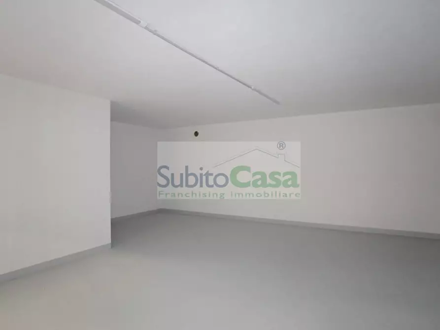 Immagine 32 di Appartamento in vendita  in Via Tommaso di Giovanni snc a Cepagatti