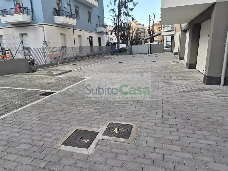 Immagine 4 di Box auto in affitto  in Via Meneghini 25 a Chieti