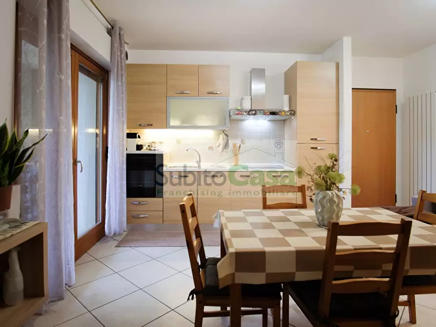 Immagine 3 di Appartamento in vendita  in Via Colle Dell'Ara 140 a Chieti