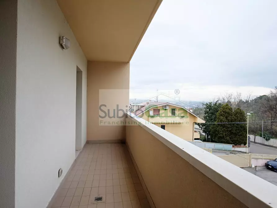 Immagine 26 di Appartamento in vendita  in Via Colle Dell'Ara 140 a Chieti