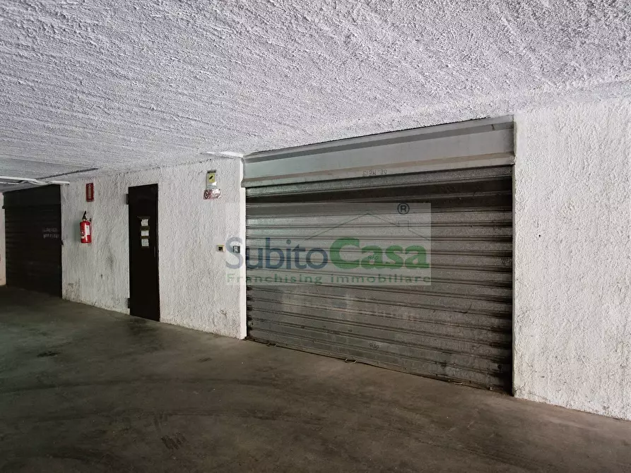Immagine 6 di Box auto in vendita  in Via Capestrano 18 a Chieti