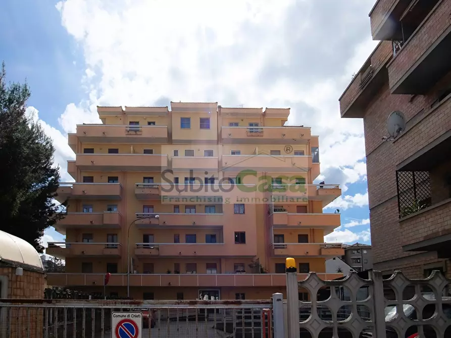 Immagine 7 di Box auto in vendita  in Via Capestrano 18 a Chieti