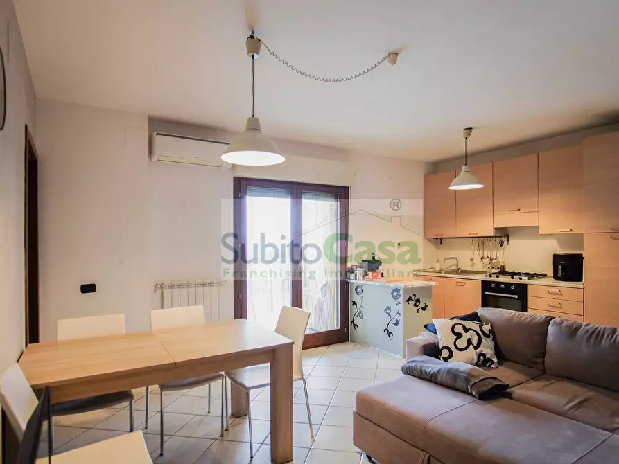 Immagine 2 di Appartamento in vendita  in Via Aldo Moro 90 a Chieti