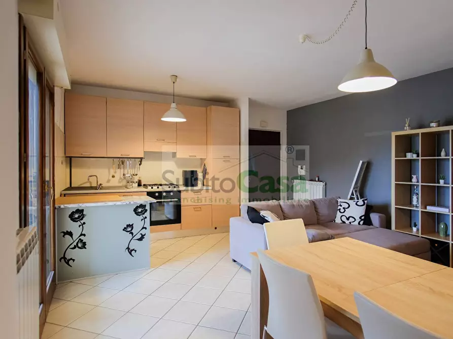 Immagine 4 di Appartamento in vendita  in Via Aldo Moro 90 a Chieti