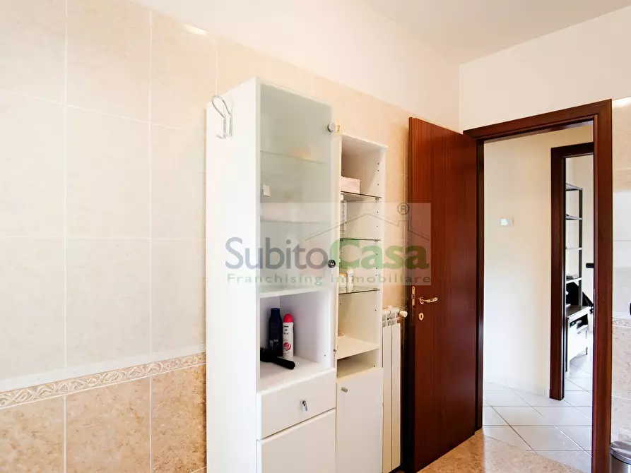 Immagine 12 di Appartamento in vendita  in Via Aldo Moro 90 a Chieti