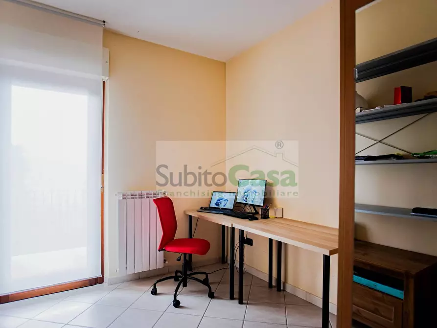 Immagine 24 di Appartamento in vendita  in Via Aldo Moro 90 a Chieti