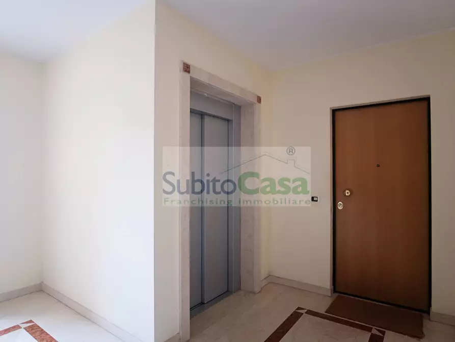 Immagine 35 di Appartamento in vendita  in Via Aldo Moro 90 a Chieti