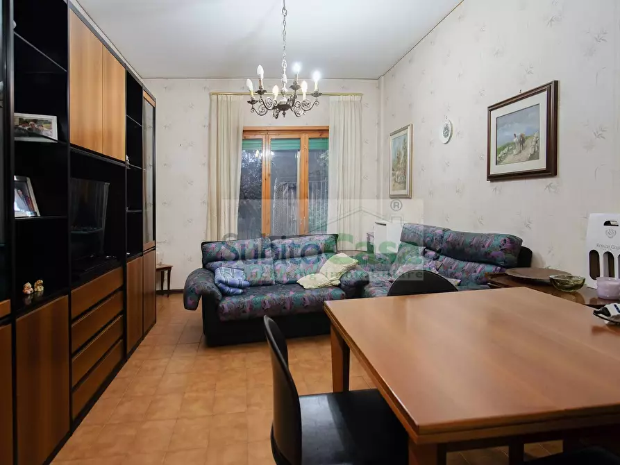 Immagine 1 di Appartamento in vendita  in Viale Della Liberazione 87 a Chieti