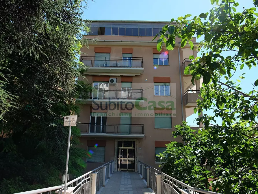 Immagine 23 di Appartamento in vendita  in Viale Della Liberazione 87 a Chieti