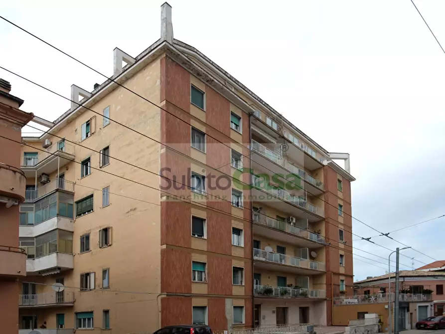 Immagine 36 di Appartamento in vendita  in Via Silvinio Olivieri 111 a Chieti