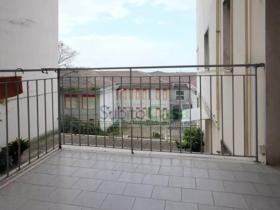 Immagine 12 di Appartamento in vendita  in Via Silvinio Olivieri 111 a Chieti