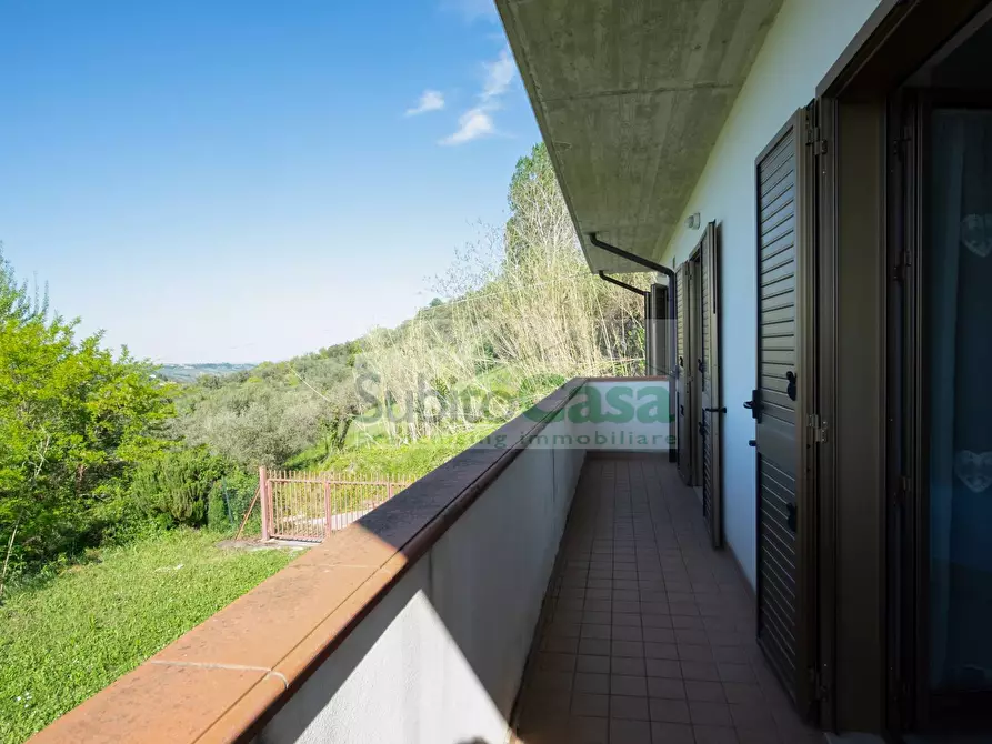 Immagine 12 di Casa indipendente in vendita  a Bucchianico