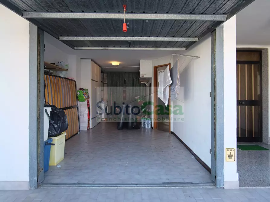 Immagine 37 di Appartamento in vendita  in Massera 30 a Brittoli