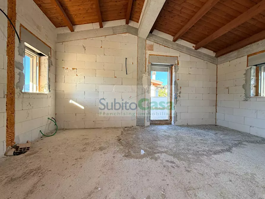 Immagine 19 di Appartamento in vendita  in Via Ferraria a Abbateggio