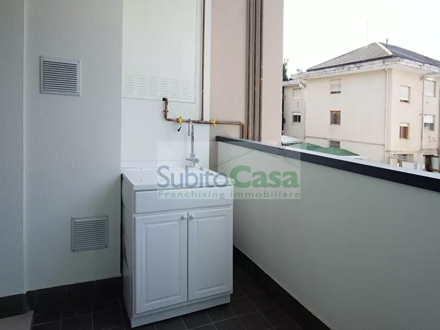 Immagine 7 di Appartamento in affitto  in Via Meneghini 25 a Chieti