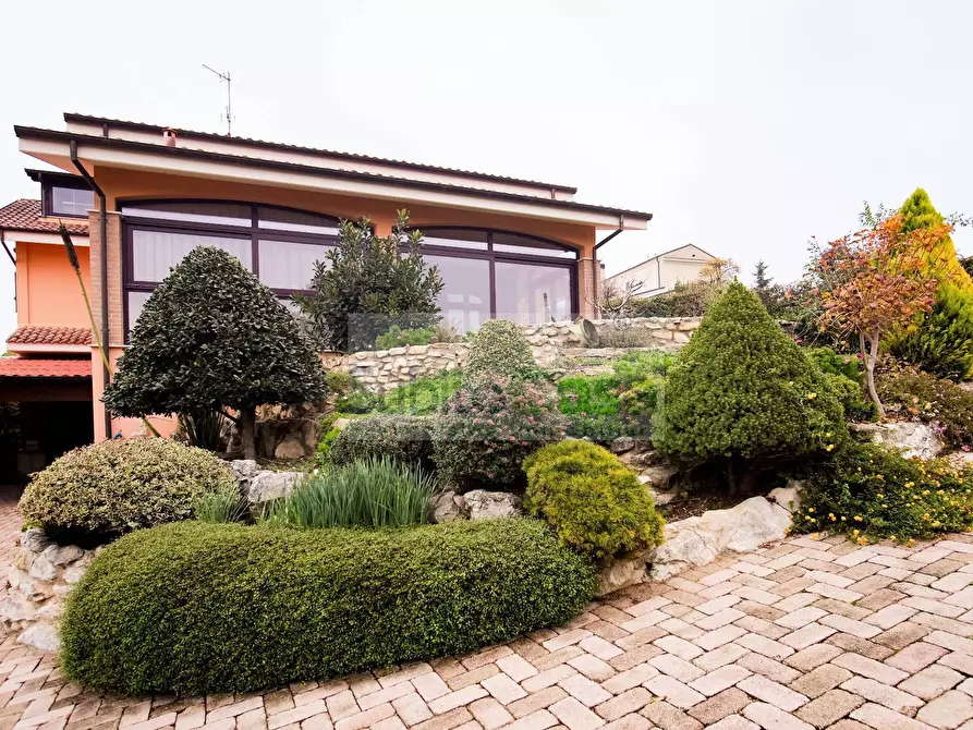 Immagine 52 di Villa in vendita  in Via Luigi De Crecchio a Chieti