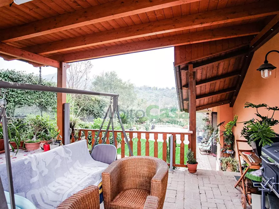 Immagine 55 di Villa in vendita  in Via Luigi De Crecchio a Chieti