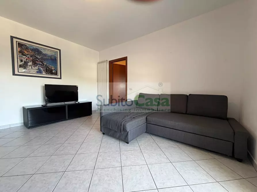Immagine 2 di Appartamento in affitto  in Via Dei Marsi 46 a Chieti