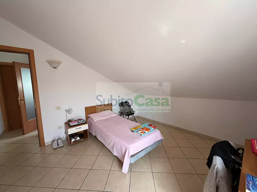 Immagine 9 di Casa semindipendente in affitto  in Viale Unità D'Italia 262 a Chieti