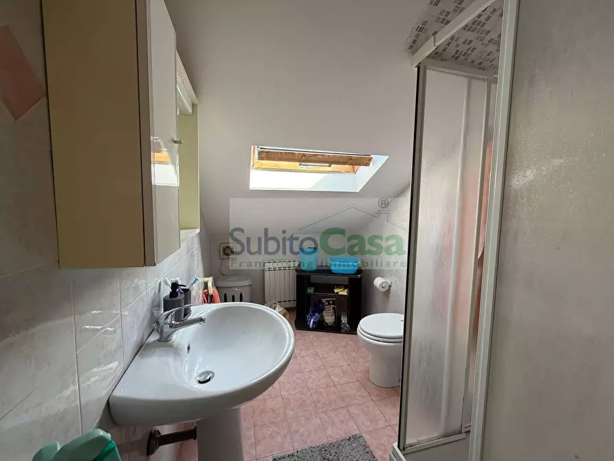 Immagine 12 di Casa semindipendente in affitto  in Viale Unità D'Italia 262 a Chieti