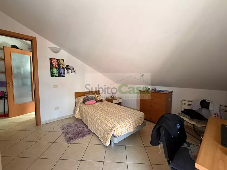 Immagine 16 di Casa semindipendente in affitto  in Viale Unità D'Italia 262 a Chieti