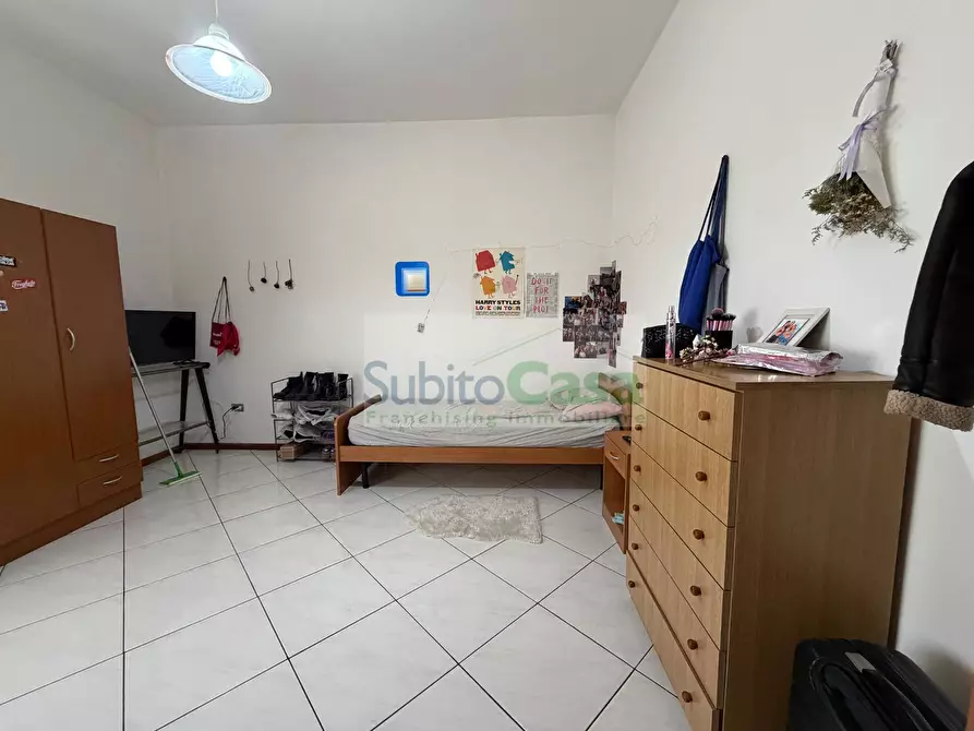 Immagine 11 di Casa semindipendente in affitto  in Viale Unità D'Italia 262 a Chieti