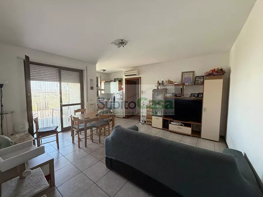 Immagine 2 di Appartamento in affitto  in Via Papa Giovanni Paolo Secondo 1 a Chieti