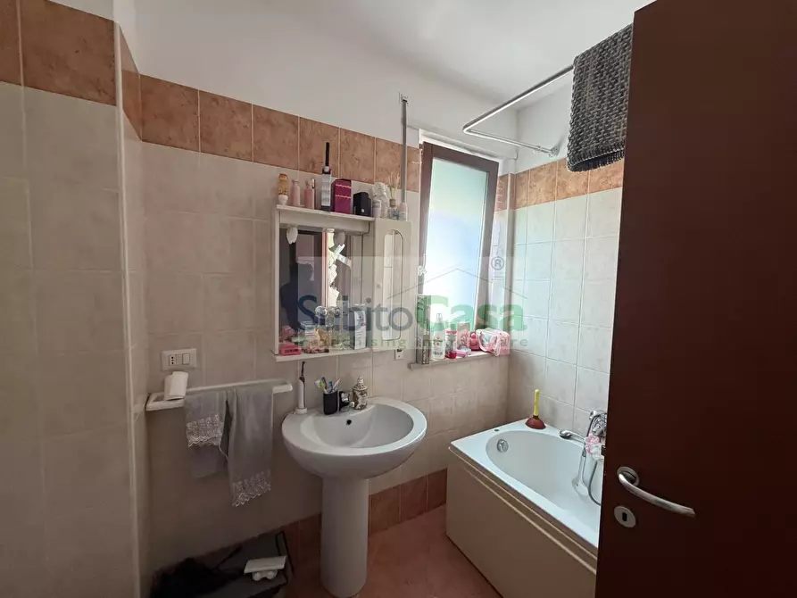 Immagine 6 di Appartamento in affitto  in Via Papa Giovanni Paolo Secondo 1 a Chieti