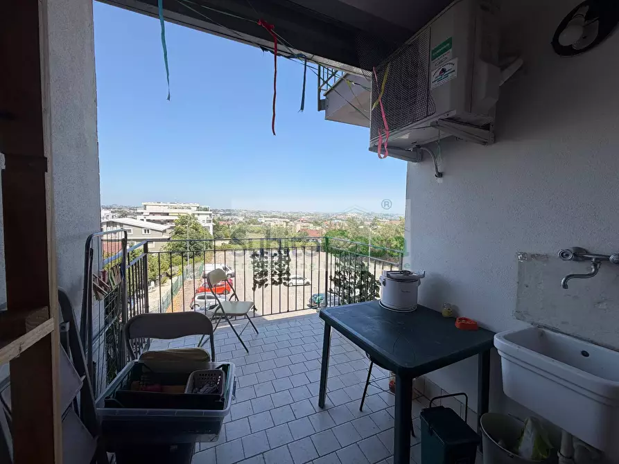 Immagine 16 di Appartamento in affitto  in Via Papa Giovanni Paolo Secondo 1 a Chieti