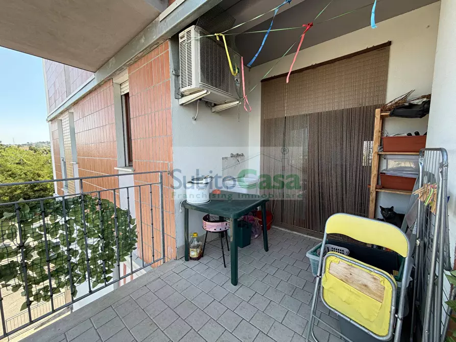 Immagine 17 di Appartamento in affitto  in Via Papa Giovanni Paolo Secondo 1 a Chieti
