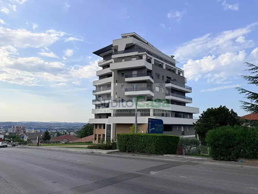 Immagine 25 di Appartamento in affitto  in Via Dei Vestini 70 a Chieti