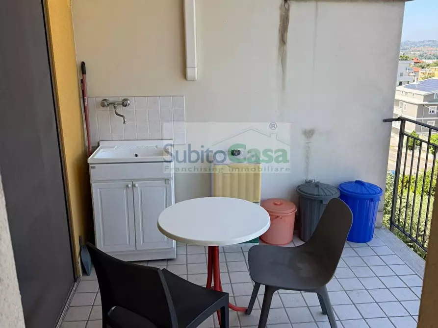 Immagine 4 di Appartamento in affitto  in Via Bari a Chieti