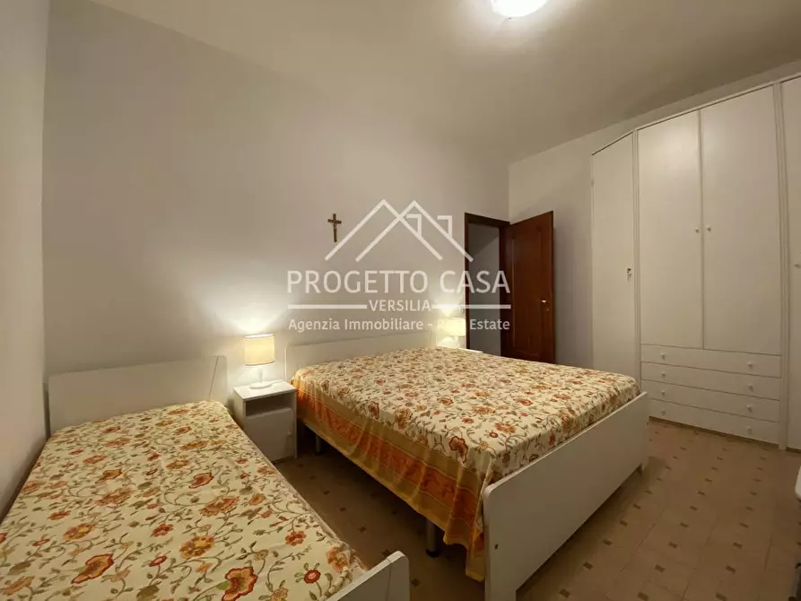 Immagine 10 di Casa indipendente in affitto  in Via dei Platani a Camaiore